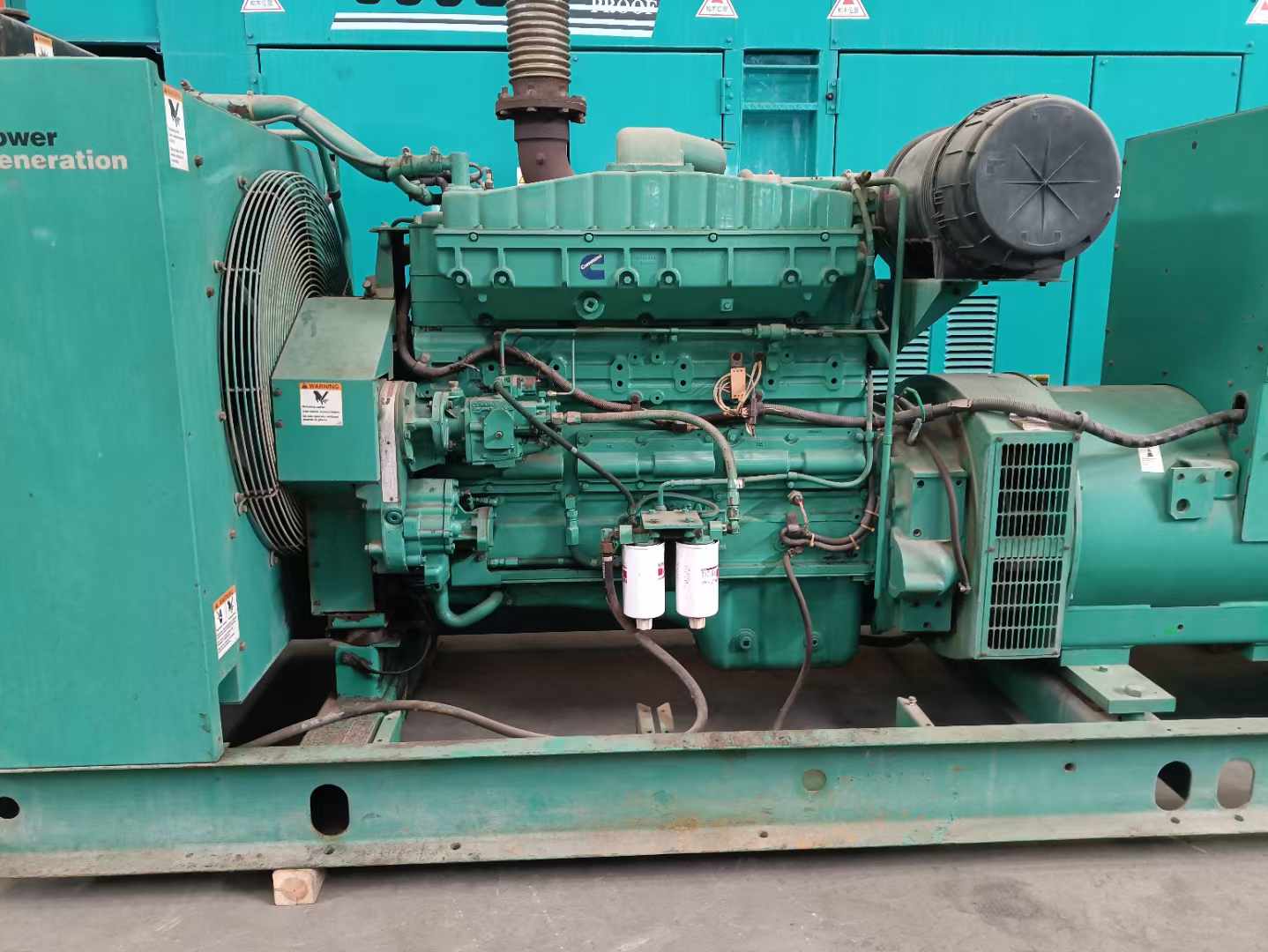 碑林过载会对 600kW 柴油发电机组造成哪些损害？